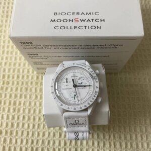 🆕Swatch x Omega Moonswatch Mission To Moonphase Snoopy